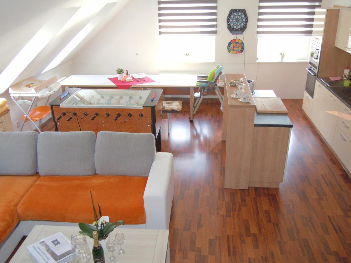 Apartment Wellness Vlckova Eksteriør billede